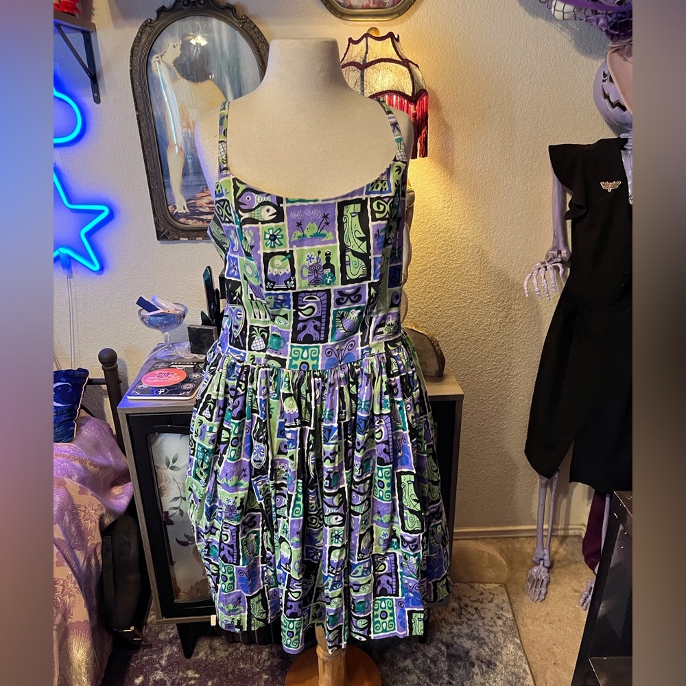 Relisted - Pinup Couture Tiki Print Jenny